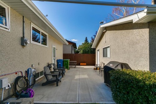 360 Malvern Close Ne, Calgary, AB - Outdoor With Exterior