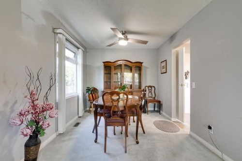 360 Malvern Close Ne, Calgary, AB - Indoor Photo Showing Dining Room