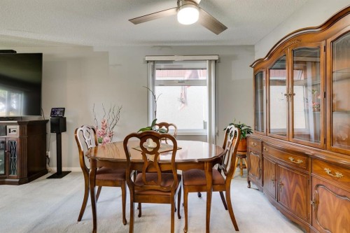 360 Malvern Close Ne, Calgary, AB - Indoor Photo Showing Dining Room