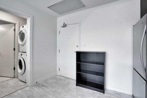 405-624 8 Avenue Se, Calgary, AB - Indoor Photo Showing Laundry Room