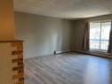 2410 14 Street Sw, Calgary, AB  - Indoor Photo Showing Other Room 
