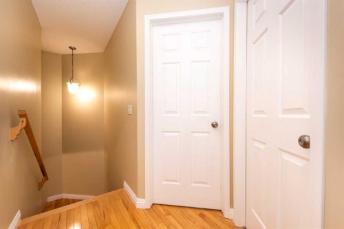 49 Rocky Ridge Heath Nw, Calgary, AB - Indoor Photo Showing Other Room