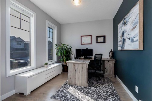 629 Reynolds Crescent Sw, Airdrie, AB - Indoor Photo Showing Office