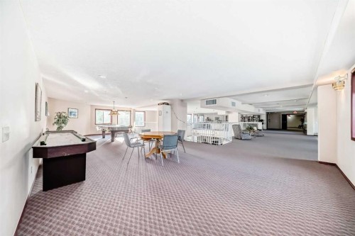 112-2850 51 Street Sw, Calgary, AB - Indoor Photo Showing Other Room