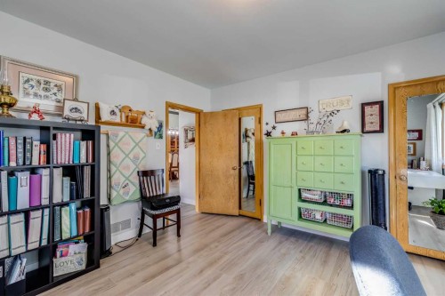 955 15 Avenue Ne, Calgary, AB - Indoor