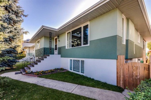 955 15 Avenue Ne, Calgary, AB - Outdoor