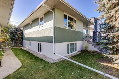 955 15 Avenue Ne, Calgary, AB - Outdoor With Exterior