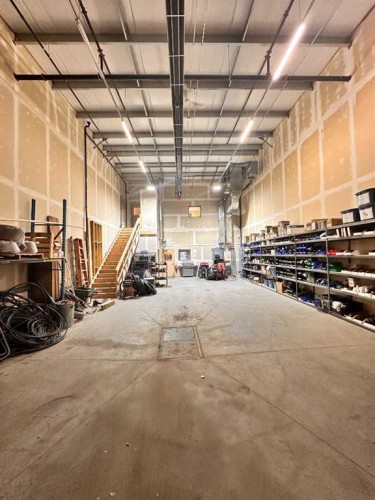 2120-8800 Venture Avenue Se, Calgary, AB 