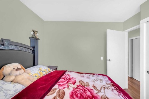 1019 Falworth Road Ne, Calgary, AB - Indoor Photo Showing Bedroom