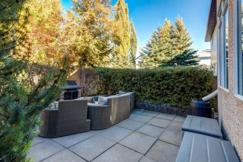 10 Chapala Road Se, Calgary, AB - Outdoor
