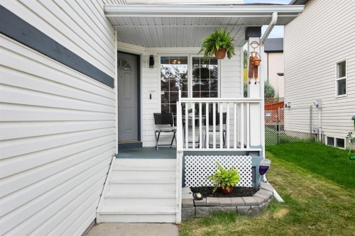20 Tuscarora Place Nw, Calgary, AB - Outdoor With Deck Patio Veranda