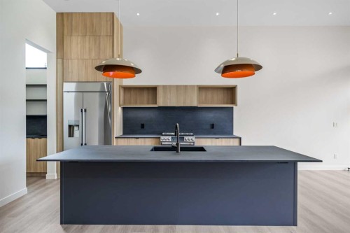 3D Willow Crescent Sw, Calgary, AB - Indoor Photo Showing Kitchen