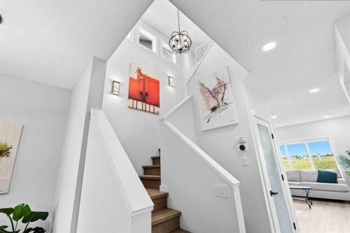 78 Copperpond Street Se, Calgary, AB - Indoor Photo Showing Other Room