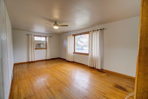 4705 3 Street West, Claresholm, AB - Indoor Photo Showing Other Room