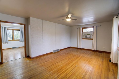 4705 3 Street West, Claresholm, AB - Indoor Photo Showing Other Room