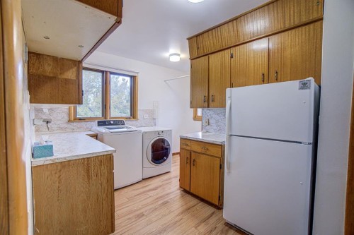 4705 3 Street West, Claresholm, AB - Indoor