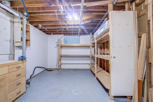 4705 3 Street West, Claresholm, AB - Indoor Photo Showing Basement