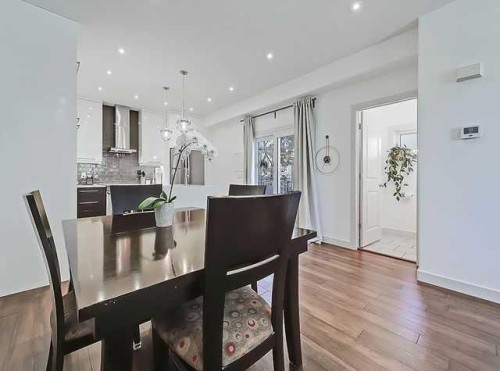 455 20 Avenue Ne, Calgary, AB - Indoor Photo Showing Dining Room