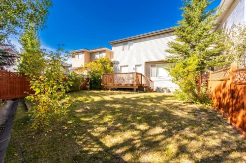 17 Royal Birkdale Crescent Nw, Calgary, AB - Outdoor