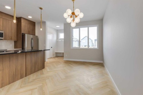 7173 Rangeview Avenue Se, Calgary, AB - Indoor Photo Showing Kitchen