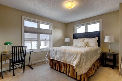 315 Aspen Hills Villas Sw, Calgary, AB - Indoor Photo Showing Bedroom