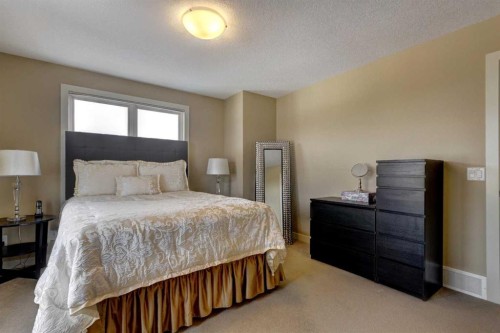 315 Aspen Hills Villas Sw, Calgary, AB - Indoor Photo Showing Bedroom