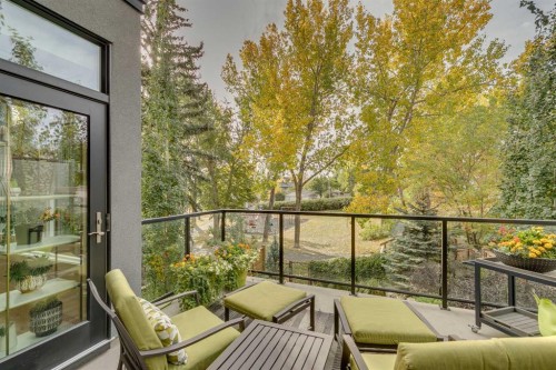1827 22 Avenue Sw, Calgary, AB - Outdoor With Balcony