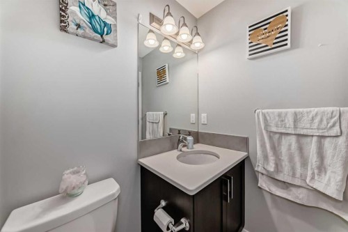 868 West Lakeview Drive, Chestermere, AB - Indoor Photo Showing Bathroom