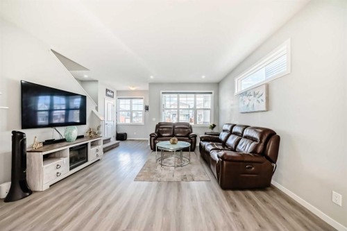 868 West Lakeview Drive, Chestermere, AB - Indoor Photo Showing Living Room