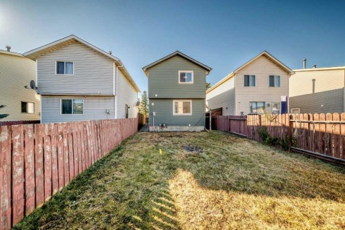 327 Falshire Way Ne, Calgary, AB - Outdoor
