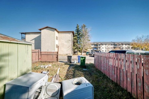 327 Falshire Way Ne, Calgary, AB - Outdoor