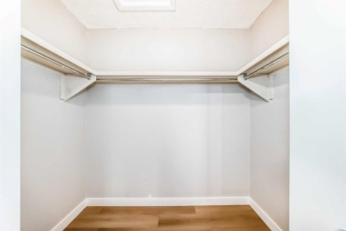 656 Woodbine Boulevard Sw, Calgary, AB - Indoor With Storage