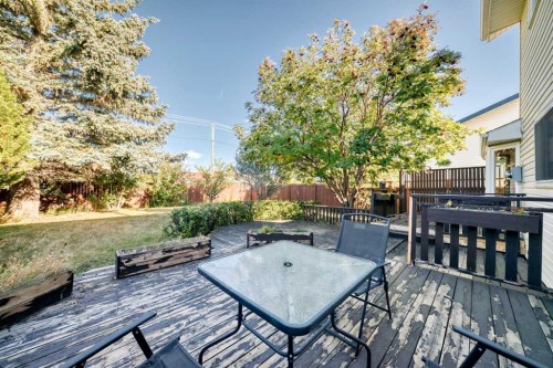 656 Woodbine Boulevard Sw, Calgary, AB - Outdoor With Deck Patio Veranda