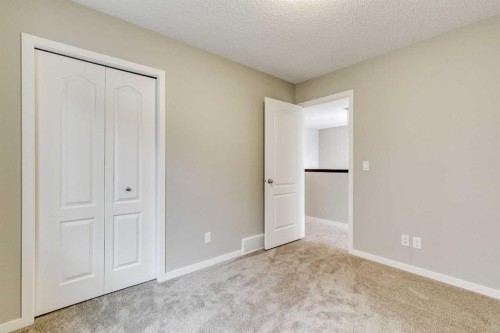 2107 Brightoncrest Green Se, Calgary, AB - Indoor Photo Showing Other Room