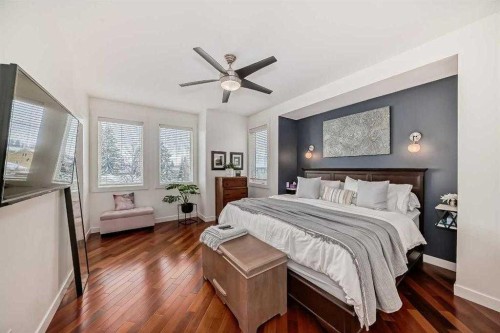 3002 18 Street Sw, Calgary, AB - Indoor Photo Showing Bedroom