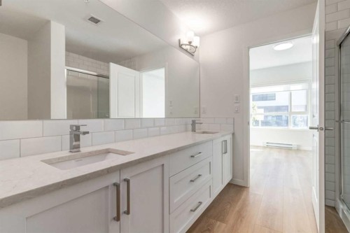 4104-20295 Seton Way Se, Calgary, AB - Indoor Photo Showing Bathroom