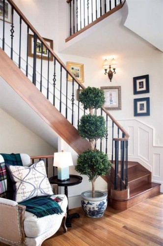 814 Radford Road Ne, Calgary, AB - Indoor Photo Showing Other Room