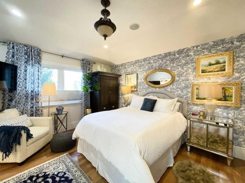 814 Radford Road Ne, Calgary, AB - Indoor Photo Showing Bedroom