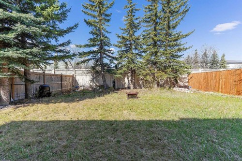266 Edgepark Way Nw, Calgary, AB - Outdoor