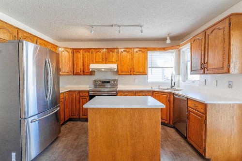 266 Edgepark Way Nw, Calgary, AB - Indoor Photo Showing Kitchen