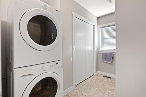 803 Redstone View Ne, Calgary, AB - Indoor Photo Showing Laundry Room