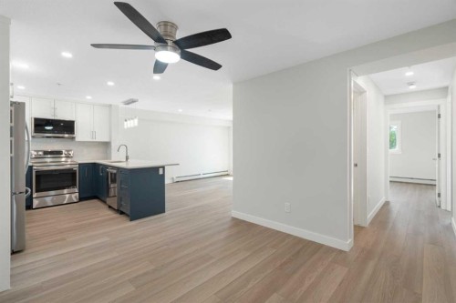 1204-4975 130 Avenue Se, Calgary, AB - Indoor Photo Showing Kitchen With Upgraded Kitchen