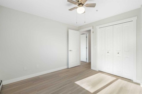 1204-4975 130 Avenue Se, Calgary, AB - Indoor Photo Showing Other Room