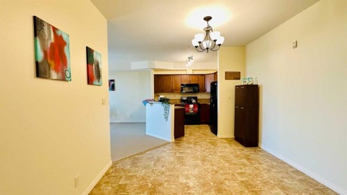 303-69 Ironstone Drive, Red Deer, AB - Indoor Photo Showing Kitchen