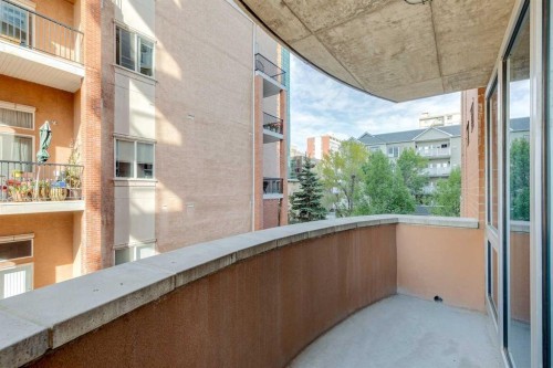 206-817 15 Avenue Sw, Calgary, AB - Outdoor With Balcony With Exterior