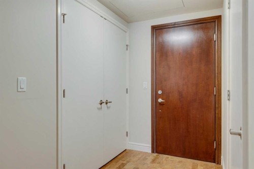 206-817 15 Avenue Sw, Calgary, AB - Indoor Photo Showing Other Room