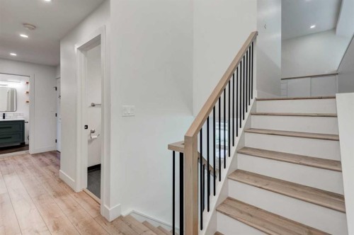 17 Millrise Lane Sw, Calgary, AB - Indoor Photo Showing Other Room