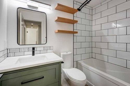 17 Millrise Lane Sw, Calgary, AB - Indoor Photo Showing Bathroom