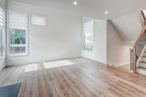 17 Millrise Lane Sw, Calgary, AB - Indoor Photo Showing Other Room