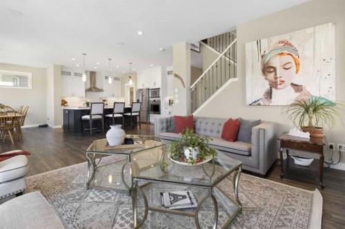 33 Silverado Crest Bay Sw, Calgary, AB - Indoor Photo Showing Living Room